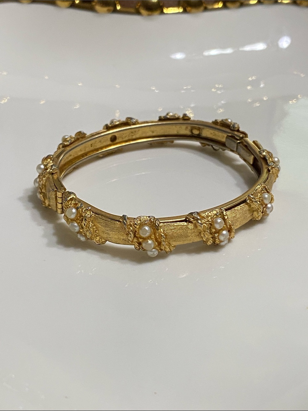 VTG Gold Pearl Cluster Hinged Bangle Bracelet
